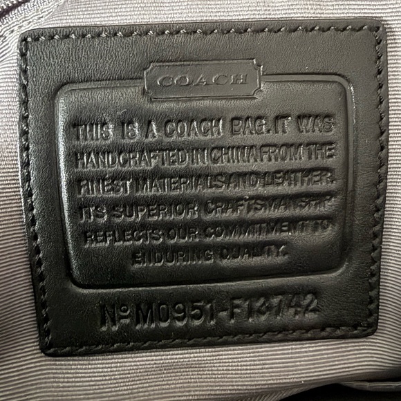 Coach - Picture 4 of 4